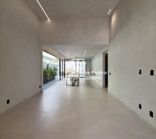 WhatsApp Image 2025-09-23 at 15.17.05 (1)